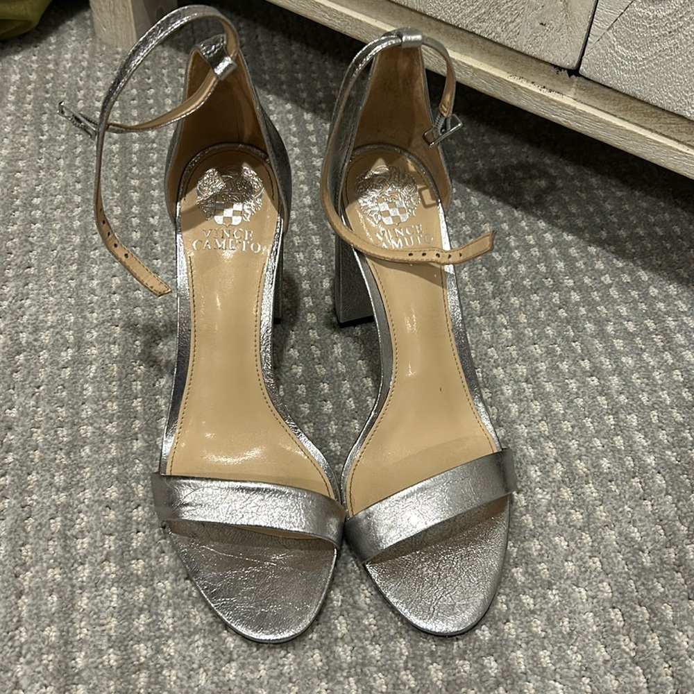 Vince Camuto dressy pumps